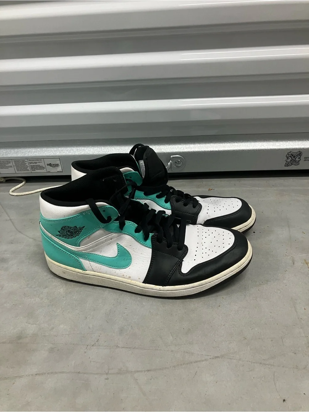 Nike Jordan 1 Mid 